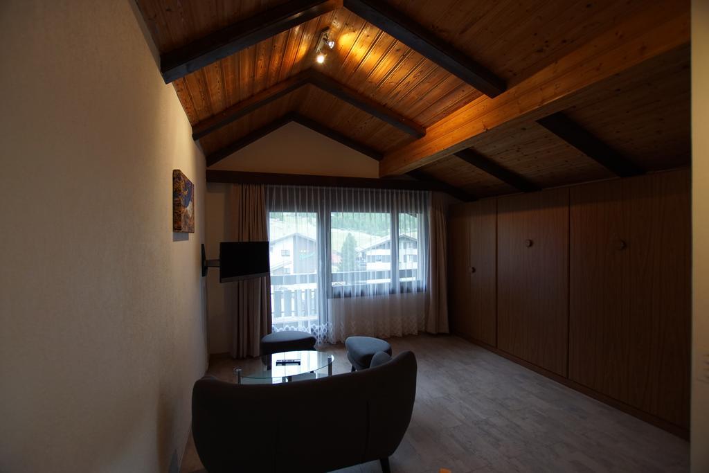 Haus Amor Saas Fee Extérieur photo