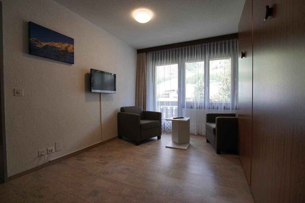 Haus Amor Saas Fee Extérieur photo