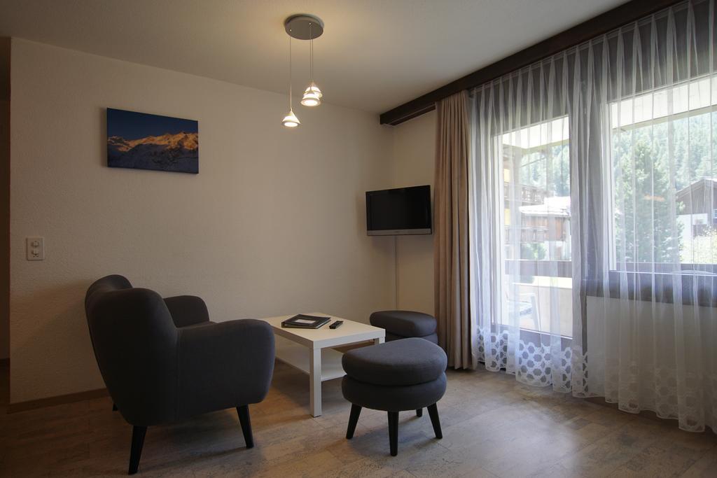 Haus Amor Saas Fee Extérieur photo